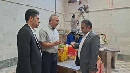  بازدید سرزده معاون غذا ودارو دانشگاه از چند واحد تولید کننده مواد غذایی شهرستان سمنان